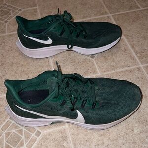 Nike Zoom Men's Sneakers Size 8.5